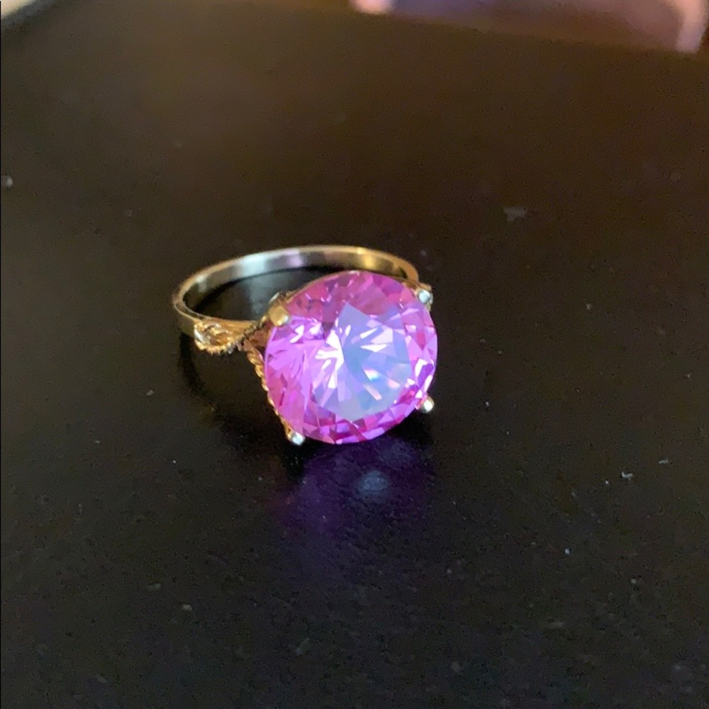 10K Created Pink Sapphire Ring NWOT